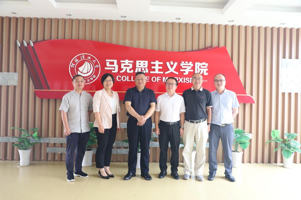 学校党委书记邓军到银河游戏官方网站调研